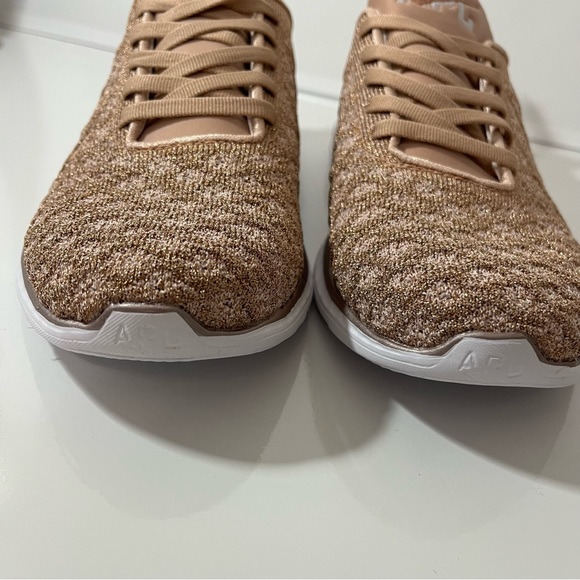 APL Techloom Phantom Rose Gold 8.5W - Picture 5 of 10